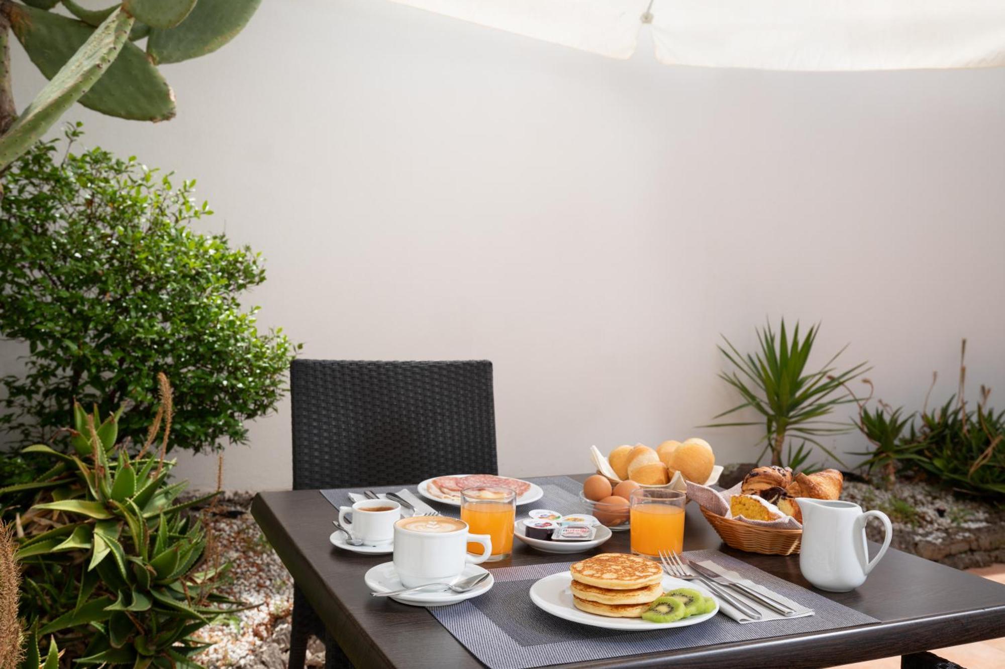 Hotel Rosa Dei Venti Кастельсардо Экстерьер фото