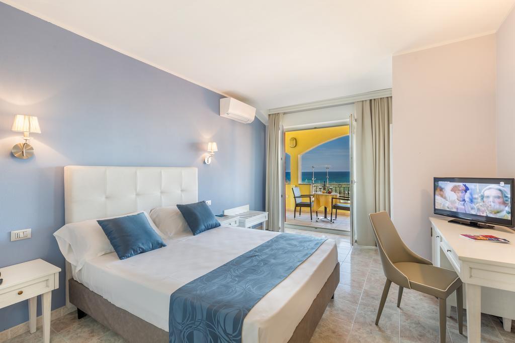 Hotel Rosa Dei Venti Кастельсардо Экстерьер фото