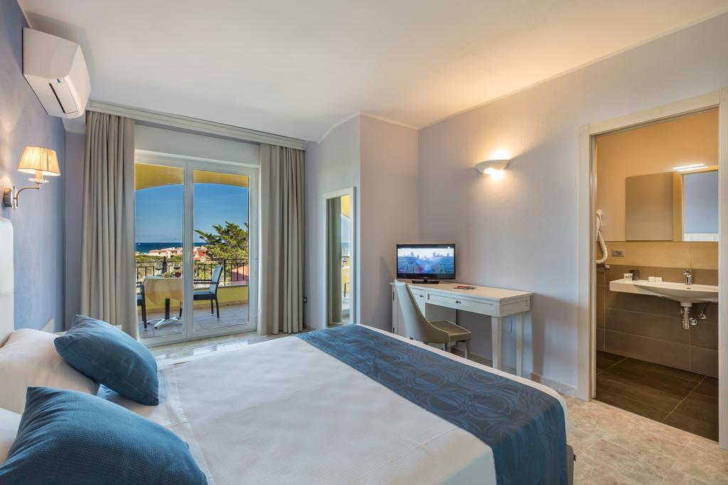 Hotel Rosa Dei Venti Кастельсардо Экстерьер фото