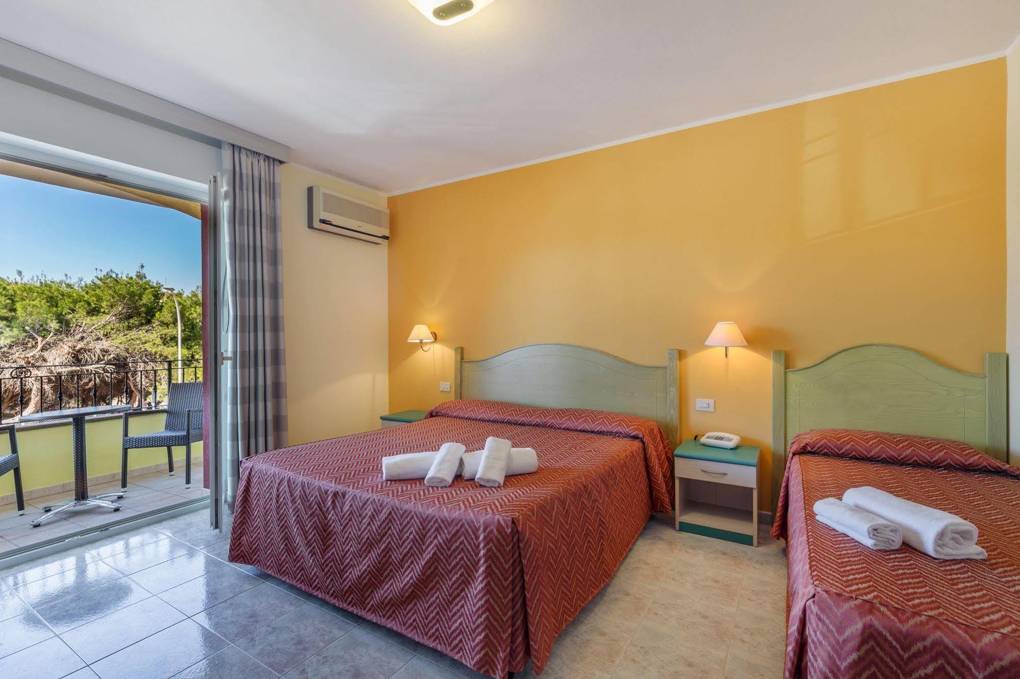 Hotel Rosa Dei Venti Кастельсардо Экстерьер фото